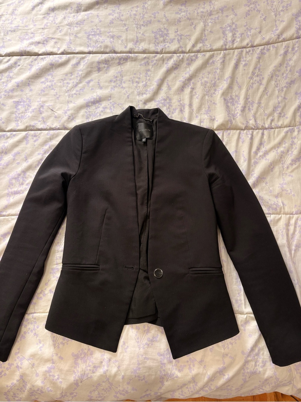 Dynamite Black Tailored Open-Front Blazer